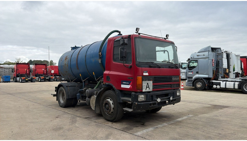 DAF 75 ATI 270 (10500 L / MANUAL PUMP / MANUAL GEARBOX / STEEL SUSP. / LAMES / POMPE MANUELLE) - משאית ואקום: תמונה 2 DAF 75 ATI 270 (10500 L / MANUAL PUMP / MANUAL GEARBOX / STEEL SUSP. / LAMES / POMPE MANUELLE) - משאית ואקום: תמונה 2
