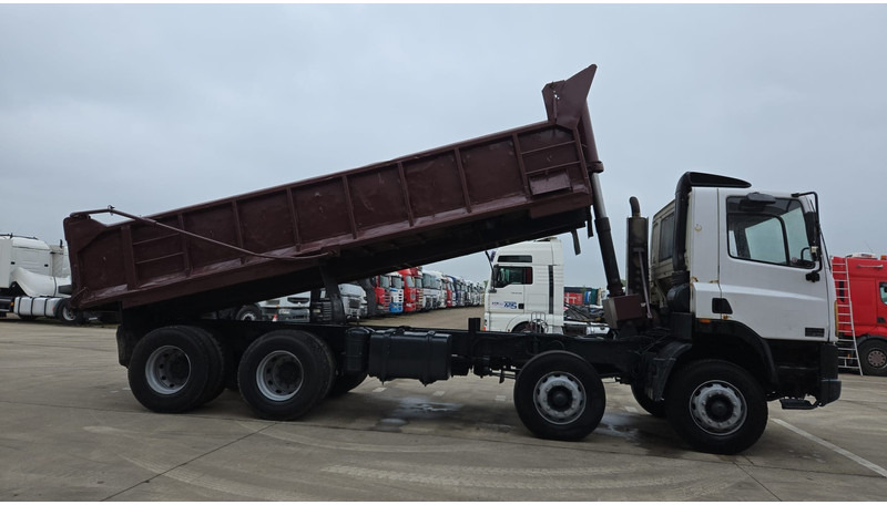 DAF 85 CF 340 (EURO 2 / MANUAL PUMP / STEEL SUSP. / POSSIBLE AS CHASSIS / 8X4) - מזהיר: תמונה 4 DAF 85 CF 340 (EURO 2 / MANUAL PUMP / STEEL SUSP. / POSSIBLE AS CHASSIS / 8X4) - מזהיר: תמונה 4