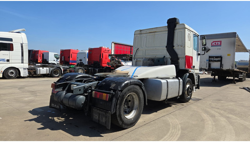 DAF 95 ATI 400 (EURO 2 / MANUAL PUMP / MANUAL GEARBOX / POMPE MANUELLE) - יחידת טרקטור: תמונה 4 DAF 95 ATI 400 (EURO 2 / MANUAL PUMP / MANUAL GEARBOX / POMPE MANUELLE) - יחידת טרקטור: תמונה 4