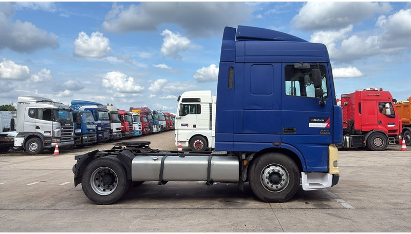 DAF 95 XF 430 (EURO 3 / BOITE MANUELLE / MANUAL GEARBOX) - יחידת טרקטור: תמונה 4 DAF 95 XF 430 (EURO 3 / BOITE MANUELLE / MANUAL GEARBOX) - יחידת טרקטור: תמונה 4