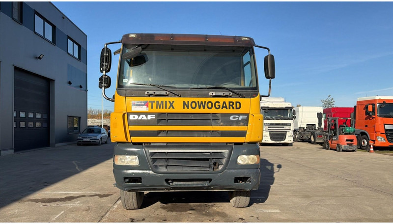 DAF CF 85.360 (BOITE MANUELLE / MANUAL GEARBOX / BIG HUB / GRAND PONT / LAMES / 8X4) - משאית עם שלדת תא: תמונה 2 DAF CF 85.360 (BOITE MANUELLE / MANUAL GEARBOX / BIG HUB / GRAND PONT / LAMES / 8X4) - משאית עם שלדת תא: תמונה 2