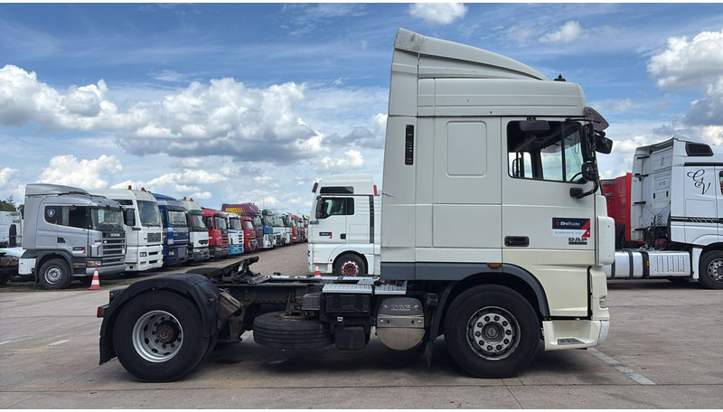 DAF XF 105.460 (AIRCO / GOOD CONDITION / BONNE ETAT) - יחידת טרקטור: תמונה 3 DAF XF 105.460 (AIRCO / GOOD CONDITION / BONNE ETAT) - יחידת טרקטור: תמונה 3