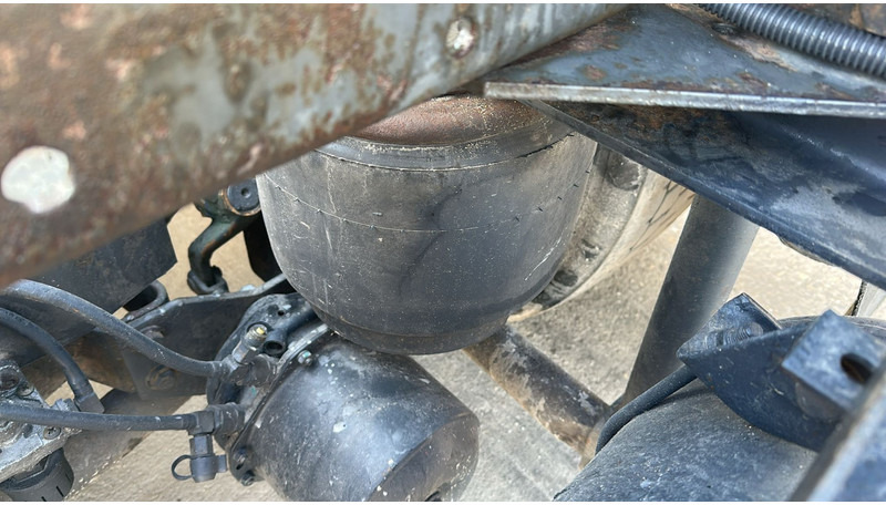 יחידת טרקטור DAF XF 95.430 (EURO 2 / MANUAL PUMP / POMPE MANUELLE / BOITE MANUELLE): תמונה 10