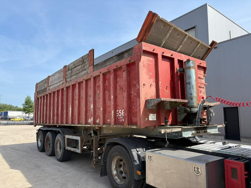 Fruehauf ONCRK22-110A (REMORQUE FRANCAIS / FRENCH TRAILER / DRUM BRAKES / FREINS TAMBOURS) - סמיטריילר עם מזהיר: תמונה 2 Fruehauf ONCRK22-110A (REMORQUE FRANCAIS / FRENCH TRAILER / DRUM BRAKES / FREINS TAMBOURS) - סמיטריילר עם מזהיר: תמונה 2