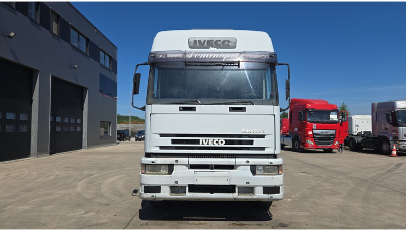 Iveco Eurotech 440 E 42 (MANUAL PUMP / ZF GEARBOX / GOOD CONDITION / POMPE MANUELLE) - יחידת טרקטור: תמונה 3 Iveco Eurotech 440 E 42 (MANUAL PUMP / ZF GEARBOX / GOOD CONDITION / POMPE MANUELLE) - יחידת טרקטור: תמונה 3