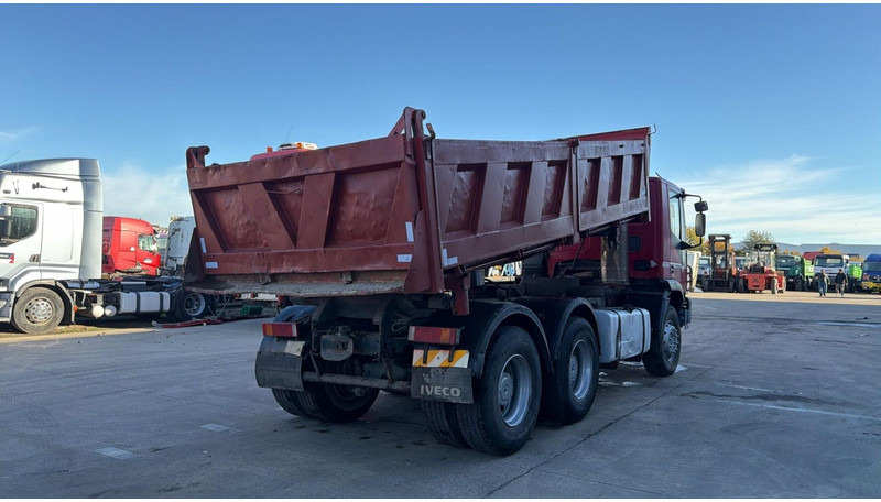 Iveco Eurotrakker 260 E 34 (POMPE MANUELLE / MANUAL PUMP / LAMES / GRAND PONT / BOITE MANUELLE) - מזהיר: תמונה 4 Iveco Eurotrakker 260 E 34 (POMPE MANUELLE / MANUAL PUMP / LAMES / GRAND PONT / BOITE MANUELLE) - מזהיר: תמונה 4