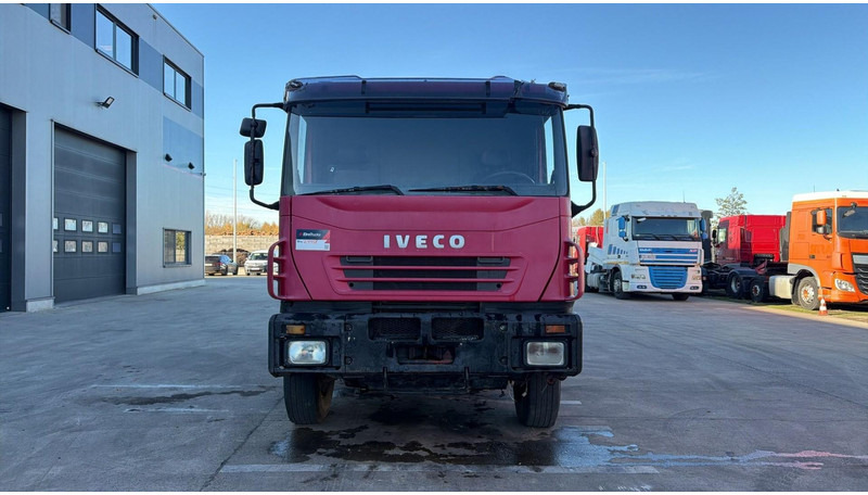 Iveco Eurotrakker 260 E 34 (POMPE MANUELLE / MANUAL PUMP / LAMES / GRAND PONT / BOITE MANUELLE) - מזהיר: תמונה 5 Iveco Eurotrakker 260 E 34 (POMPE MANUELLE / MANUAL PUMP / LAMES / GRAND PONT / BOITE MANUELLE) - מזהיר: תמונה 5