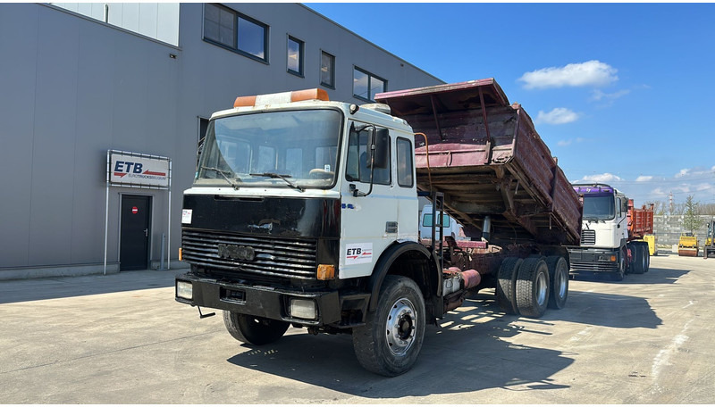 Iveco MAGIRUS 260 - 34 (LIVRAISON GRATUITE AU PORT D'ANVERS / POMPE MANUELLE) - מזהיר: תמונה 1 Iveco MAGIRUS 260 - 34 (LIVRAISON GRATUITE AU PORT D'ANVERS / POMPE MANUELLE) - מזהיר: תמונה 1