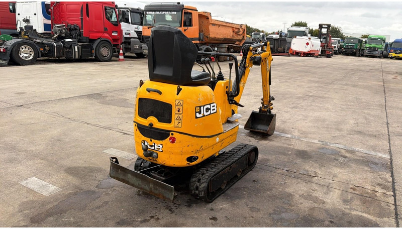 JCB 8008 (BE MACHINE / TOP CONDITION / 1898 H) - מיני מחפר: תמונה 5 JCB 8008 (BE MACHINE / TOP CONDITION / 1898 H) - מיני מחפר: תמונה 5