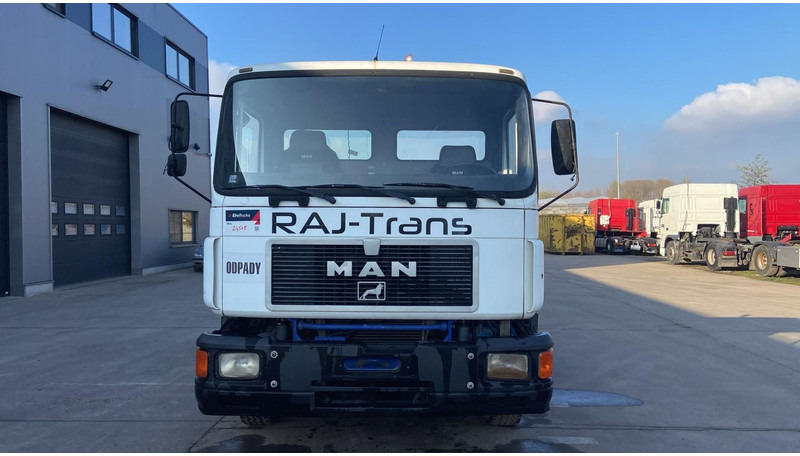 MAN 19.342 (BOITE MANUELLE / MANUAL GEARBOX) - משאית עם שלדת תא: תמונה 2 MAN 19.342 (BOITE MANUELLE / MANUAL GEARBOX) - משאית עם שלדת תא: תמונה 2