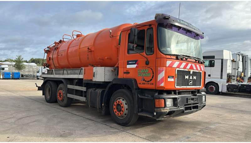 MAN 25.272 (MANUAL PUMP / POMPE MANUELLE / 15000 L) - משאית ואקום: תמונה 2 MAN 25.272 (MANUAL PUMP / POMPE MANUELLE / 15000 L) - משאית ואקום: תמונה 2