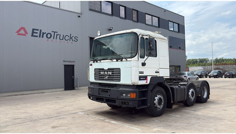 MAN 25.403 (6X2 / 6 CYLINDER / EURO 2 / MANUAL GEARBOX / 8 TYRES) - יחידת טרקטור: תמונה 1 MAN 25.403 (6X2 / 6 CYLINDER / EURO 2 / MANUAL GEARBOX / 8 TYRES) - יחידת טרקטור: תמונה 1