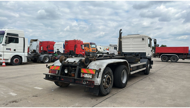 MAN 26.312 (6 CYLINDER / 6X2 / BELGIAN TRUCK IN GOOD CONDITION) - משאית הרמת וו: תמונה 5 MAN 26.312 (6 CYLINDER / 6X2 / BELGIAN TRUCK IN GOOD CONDITION) - משאית הרמת וו: תמונה 5
