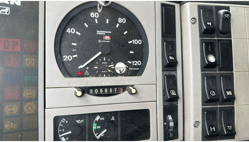 משאית עם שלדת תא MAN 26.312 (6 CYLINDER / 6X2 / BELGIAN TRUCK IN GOOD CONDITION): תמונה 14