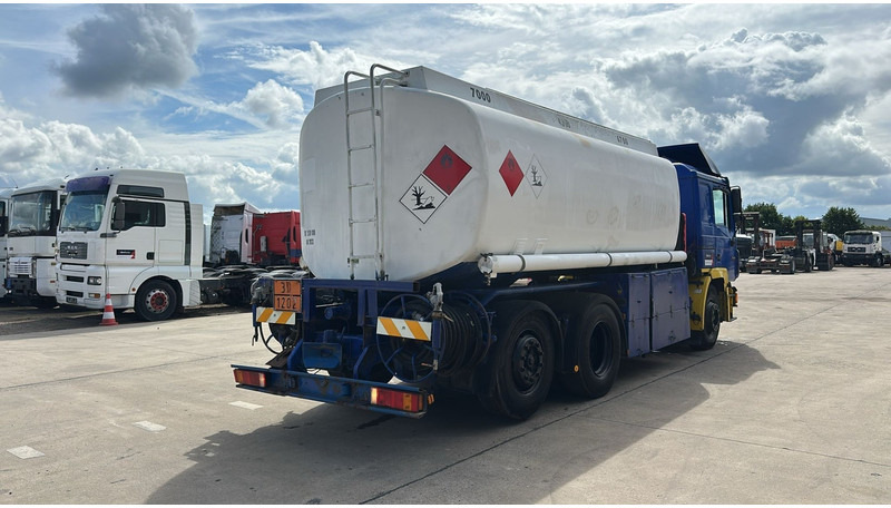 MAN 26.402 (18.000 L / 6X2 / 6 CYLINDER / FRONT STEEL / 3 COMPARTIMENTS) - משאית מכל: תמונה 5 MAN 26.402 (18.000 L / 6X2 / 6 CYLINDER / FRONT STEEL / 3 COMPARTIMENTS) - משאית מכל: תמונה 5