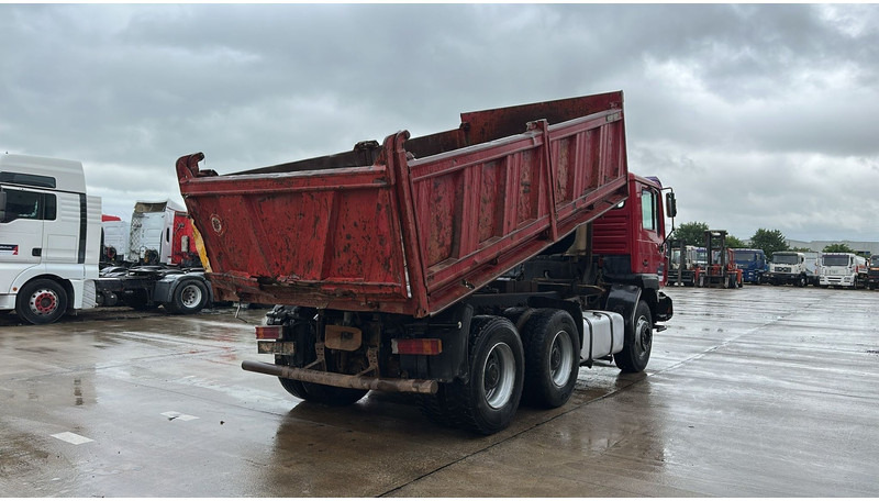 MAN 26.403 (STEEL SUSPENSION / VERY CLEAN / 6 CYLINDER / BIG AXLE / EURO 2) - מזהיר: תמונה 4 MAN 26.403 (STEEL SUSPENSION / VERY CLEAN / 6 CYLINDER / BIG AXLE / EURO 2) - מזהיר: תמונה 4