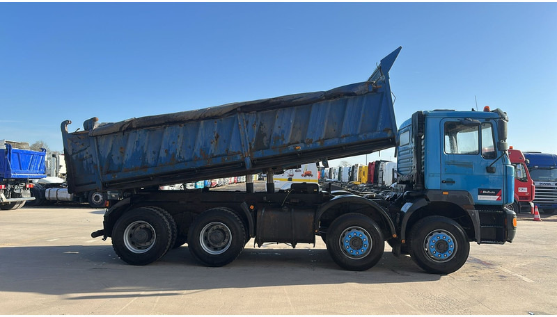 MAN 35.364 (STEEL SUSP. / 6 CYLINDER / BIG AXLE / EURO 2 / MEILLER TIPPER) - מזהיר: תמונה 4 MAN 35.364 (STEEL SUSP. / 6 CYLINDER / BIG AXLE / EURO 2 / MEILLER TIPPER) - מזהיר: תמונה 4