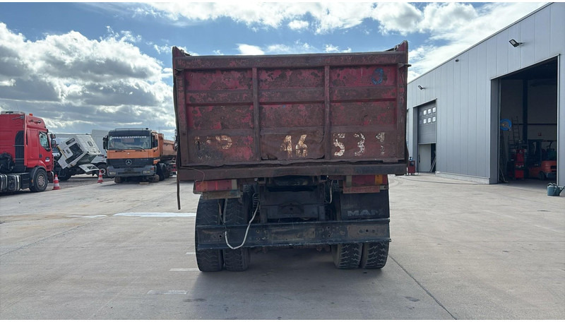 MAN 35.372 (MANUAL PUMP / 6 CYLINDER / BIG AXLE / STEEL SUSP.) - מזהיר: תמונה 5 MAN 35.372 (MANUAL PUMP / 6 CYLINDER / BIG AXLE / STEEL SUSP.) - מזהיר: תמונה 5