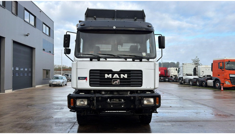 MAN 41.414 (BIG AXLES / 41 TONS / GRAND PONT / LAMES / 6 CYLINDER) - מזהיר: תמונה 2 MAN 41.414 (BIG AXLES / 41 TONS / GRAND PONT / LAMES / 6 CYLINDER) - מזהיר: תמונה 2