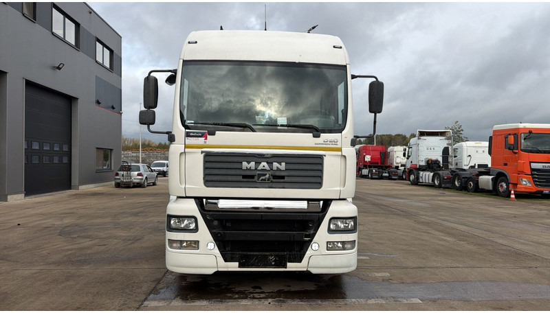 MAN TGA 18.350 (BOITE MANUELLE / MANUAL GEARBOX) - יחידת טרקטור: תמונה 2 MAN TGA 18.350 (BOITE MANUELLE / MANUAL GEARBOX) - יחידת טרקטור: תמונה 2