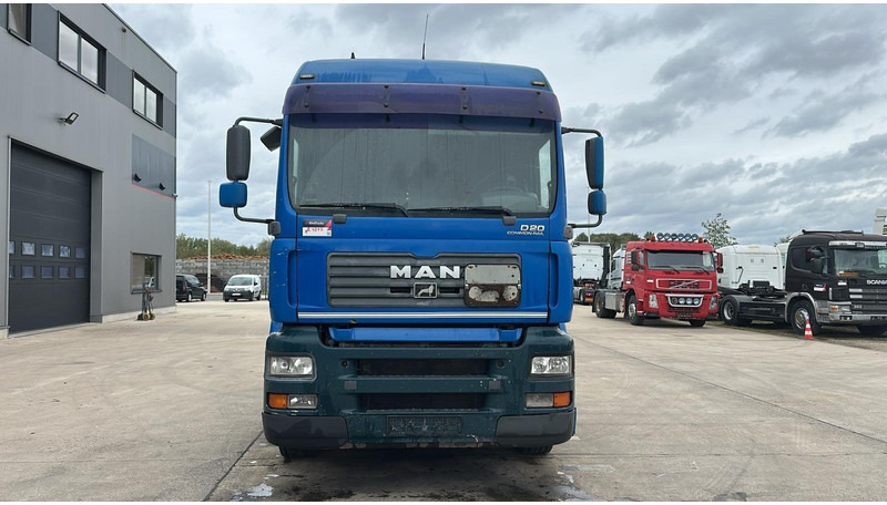MAN TGA 18.390 (RETARDER / GOOD CONDITION) - יחידת טרקטור: תמונה 4 MAN TGA 18.390 (RETARDER / GOOD CONDITION) - יחידת טרקטור: תמונה 4