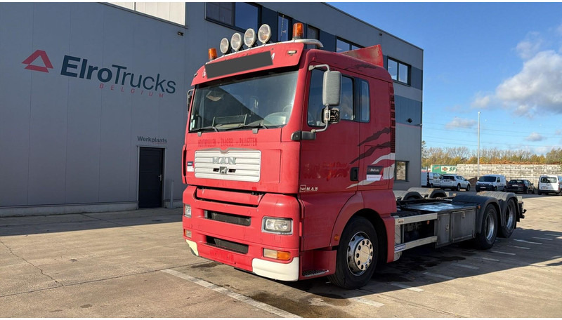 MAN TGA 26.480 (BELGIAN TRUCK / 6X2 / CAMION BELGE) - משאית עם שלדת תא: תמונה 1 MAN TGA 26.480 (BELGIAN TRUCK / 6X2 / CAMION BELGE) - משאית עם שלדת תא: תמונה 1