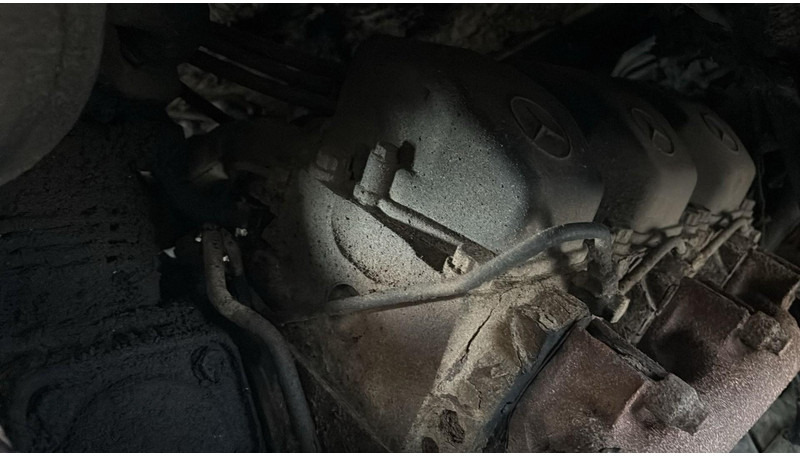 מזהיר Mercedes-Benz Actros 4141 (8X8 / BOITE MANUELLE / MANUAL GEARBOX / STEEL / LAMES / MP2 / V6): תמונה 20