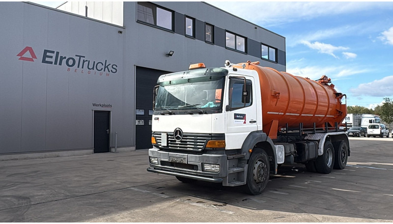 Mercedes-Benz Atego 2528 (14500L / LAMES DEVANT / 6X2 / BOITE MANUELLE) - משאית ואקום: תמונה 1 Mercedes-Benz Atego 2528 (14500L / LAMES DEVANT / 6X2 / BOITE MANUELLE) - משאית ואקום: תמונה 1