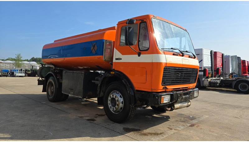 Mercedes-Benz SK 1619 (12.400L / GERMAN TRUCK / CAMION ALLEMAGNE / LAMES / GRAND PONT / V6) - משאית מכל: תמונה 3 Mercedes-Benz SK 1619 (12.400L / GERMAN TRUCK / CAMION ALLEMAGNE / LAMES / GRAND PONT / V6) - משאית מכל: תמונה 3