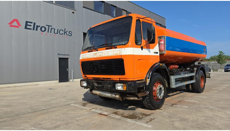 Mercedes-Benz SK 1619 (12.400L / GERMAN TRUCK / CAMION ALLEMAGNE / LAMES / GRAND PONT / V6) - משאית מכל: תמונה 1 Mercedes-Benz SK 1619 (12.400L / GERMAN TRUCK / CAMION ALLEMAGNE / LAMES / GRAND PONT / V6) - משאית מכל: תמונה 1