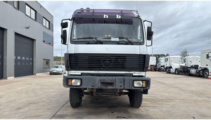 Mercedes-Benz SK 2638 (LAMES / GRAND PONT / V8 AVEC 2X TURBO / BIG AXLE / STEEL SUSP.) - משאית צד נופל/ שטוחה: תמונה 4 Mercedes-Benz SK 2638 (LAMES / GRAND PONT / V8 AVEC 2X TURBO / BIG AXLE / STEEL SUSP.) - משאית צד נופל/ שטוחה: תמונה 4