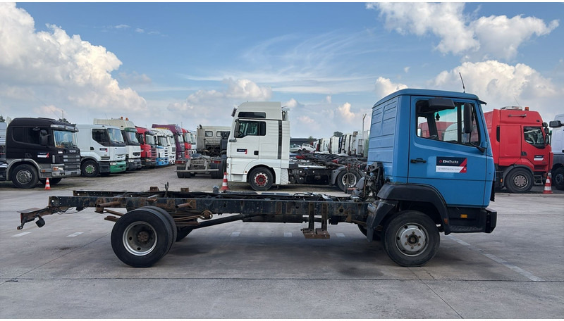 Mercedes-Benz SK 914 (EURO 2 / CHASSIS) - משאית עם שלדת תא: תמונה 4 Mercedes-Benz SK 914 (EURO 2 / CHASSIS) - משאית עם שלדת תא: תמונה 4