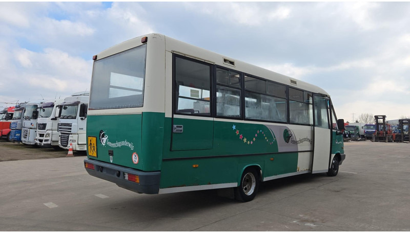 Mercedes-Benz Vario 614 (BELGIAN BUS / 34 SEATS / MANUAL PUMP / LAMES / STEEL SUSP.) - אוטובוס עירוני: תמונה 5 Mercedes-Benz Vario 614 (BELGIAN BUS / 34 SEATS / MANUAL PUMP / LAMES / STEEL SUSP.) - אוטובוס עירוני: תמונה 5