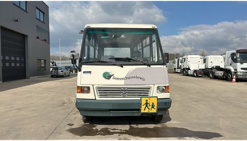 Mercedes-Benz Vario 614 (BELGIAN BUS / MANUAL PUMP / POMPE MANUELLE / BOITE MANUELLE / LAMES) - אוטובוס עירוני: תמונה 2 Mercedes-Benz Vario 614 (BELGIAN BUS / MANUAL PUMP / POMPE MANUELLE / BOITE MANUELLE / LAMES) - אוטובוס עירוני: תמונה 2