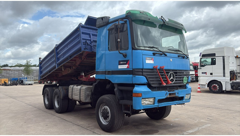 Mercedes-Benz actros 3340 (6X6 / BOITE MANUELLE /MANUAL GEARBOX / 3 PONTS / V6 / MP1) - מזהיר: תמונה 3 Mercedes-Benz actros 3340 (6X6 / BOITE MANUELLE /MANUAL GEARBOX / 3 PONTS / V6 / MP1) - מזהיר: תמונה 3