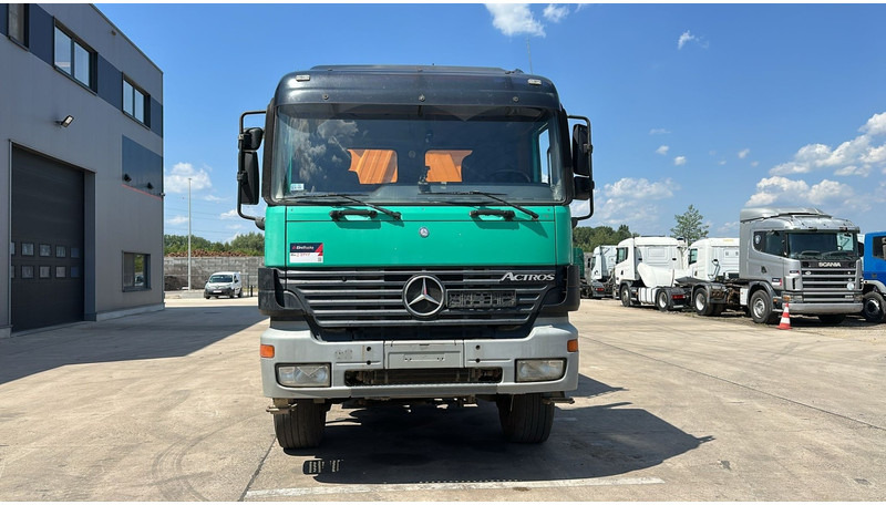 Mercedes-Benz actros 3340 (EPS / 6X6 / 3 PEDALES / LAMES / GRAND PONT / BIG AXLE / TRES PROPRE) - מזהיר: תמונה 2 Mercedes-Benz actros 3340 (EPS / 6X6 / 3 PEDALES / LAMES / GRAND PONT / BIG AXLE / TRES PROPRE) - מזהיר: תמונה 2