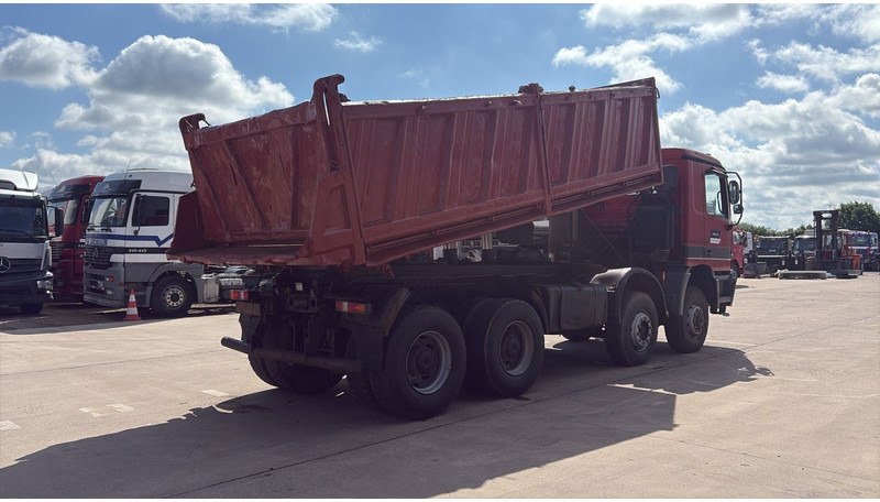 Mercedes-Benz actros 4140 (EPS / 8X6 / LAMES / GRAND PONT / GRAND BENNE / 3 PONTS / TRES BONNE ETAT) - מזהיר: תמונה 5 Mercedes-Benz actros 4140 (EPS / 8X6 / LAMES / GRAND PONT / GRAND BENNE / 3 PONTS / TRES BONNE ETAT) - מזהיר: תמונה 5