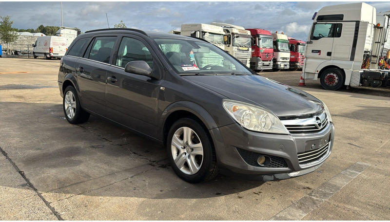 Opel Astra (BELGIAN CAR / VOITURE BELGE) - מכונית: תמונה 3 Opel Astra (BELGIAN CAR / VOITURE BELGE) - מכונית: תמונה 3