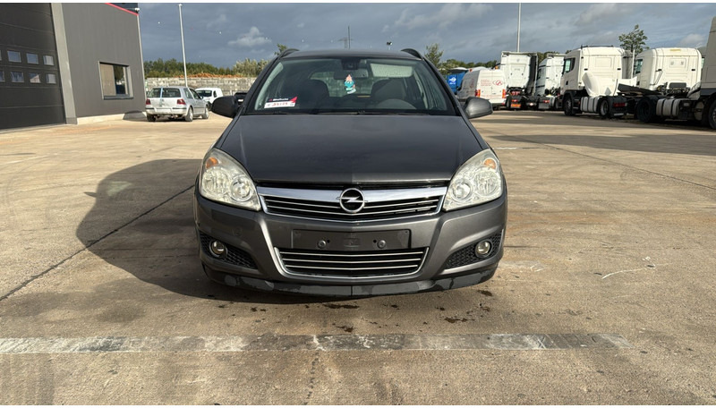 Opel Astra (BELGIAN CAR / VOITURE BELGE) - מכונית: תמונה 2 Opel Astra (BELGIAN CAR / VOITURE BELGE) - מכונית: תמונה 2