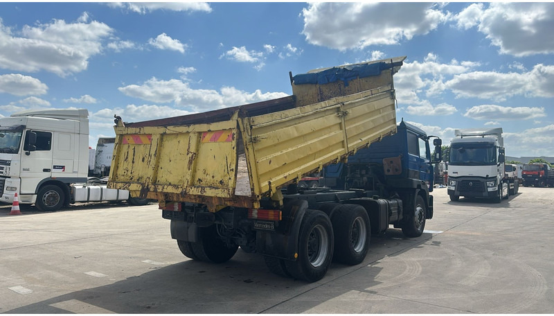 Renault G 330 Manager (GRAND PONT / LAMES / POMPE MANUELLE / MANUAL PUMP) - מזהיר: תמונה 5 Renault G 330 Manager (GRAND PONT / LAMES / POMPE MANUELLE / MANUAL PUMP) - מזהיר: תמונה 5