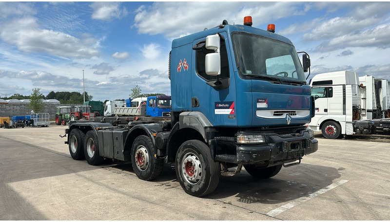 Renault KERAX 420 (8X4 / GRAND PONT / LAMES / BOITE MANUELLE / BONNE ETAT) - משאית עם שלדת תא: תמונה 3 Renault KERAX 420 (8X4 / GRAND PONT / LAMES / BOITE MANUELLE / BONNE ETAT) - משאית עם שלדת תא: תמונה 3