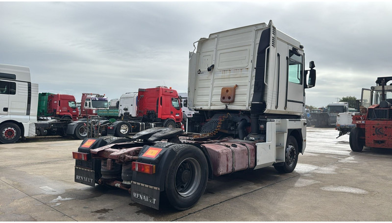 Renault Magnum AE 420 (POMPE MANUELLE / 2 CULASSE / MANUAL PUMP / GRAND PONT) - יחידת טרקטור: תמונה 4 Renault Magnum AE 420 (POMPE MANUELLE / 2 CULASSE / MANUAL PUMP / GRAND PONT) - יחידת טרקטור: תמונה 4