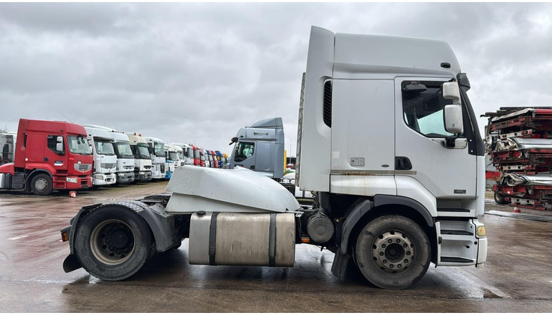 Renault Premium 420 (MANUAL GEARBOX / BOITE MANUELLE) - יחידת טרקטור: תמונה 3 Renault Premium 420 (MANUAL GEARBOX / BOITE MANUELLE) - יחידת טרקטור: תמונה 3