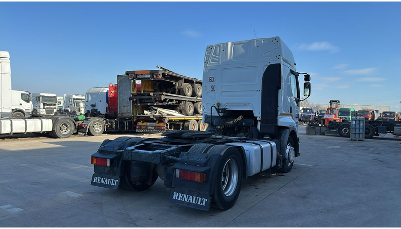 Renault Premium 420 (TRES PROPRE / PARFAIT ETAT / BOITE MANUELLE / MANUAL GEARBOX) - יחידת טרקטור: תמונה 4 Renault Premium 420 (TRES PROPRE / PARFAIT ETAT / BOITE MANUELLE / MANUAL GEARBOX) - יחידת טרקטור: תמונה 4