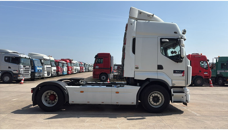 Renault Premium 460 DXI (PERFECT CONDITION / CHASSIS NO RUST / VERY CLEAN / AIRCO / EEV) - יחידת טרקטור: תמונה 3 Renault Premium 460 DXI (PERFECT CONDITION / CHASSIS NO RUST / VERY CLEAN / AIRCO / EEV) - יחידת טרקטור: תמונה 3