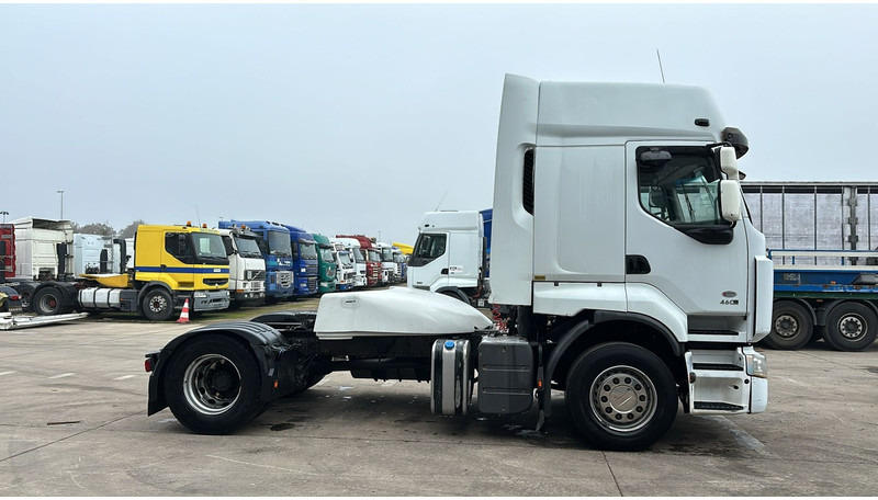 Renault Premium 460 DXI (PERFECT CONDITION) - יחידת טרקטור: תמונה 4 Renault Premium 460 DXI (PERFECT CONDITION) - יחידת טרקטור: תמונה 4