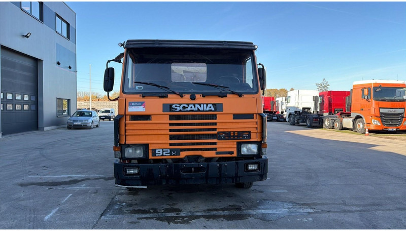 Scania 92 M (MANUAL PUMP / 6X4 / STEEL SUSP. / LAMES / POMPE MANUELLE) - מזהיר: תמונה 2 Scania 92 M (MANUAL PUMP / 6X4 / STEEL SUSP. / LAMES / POMPE MANUELLE) - מזהיר: תמונה 2