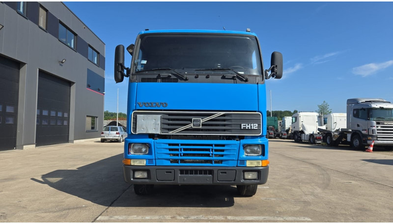 Volvo FH 12.380 (20.100 LITERS / PARFAIT ETAT / TOP CONDITION !!! / 6X2 / BOITE MANUELLE) - משאית מכל: תמונה 2 Volvo FH 12.380 (20.100 LITERS / PARFAIT ETAT / TOP CONDITION !!! / 6X2 / BOITE MANUELLE) - משאית מכל: תמונה 2