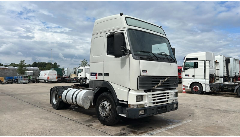 Volvo FH 12.420 (POMPE HYDRAULIQUE / PTO / BOITE MANUELLE / MANUAL GEARBOX) - יחידת טרקטור: תמונה 2 Volvo FH 12.420 (POMPE HYDRAULIQUE / PTO / BOITE MANUELLE / MANUAL GEARBOX) - יחידת טרקטור: תמונה 2
