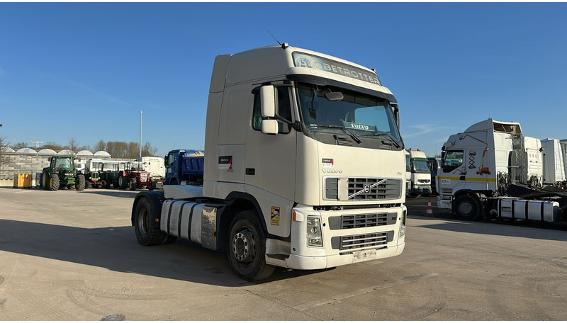 Volvo FH 400 (MANUAL GEARBOX / BOITE MANUELLE / CLEAN CHASSIS / EURO 5) - יחידת טרקטור: תמונה 3 Volvo FH 400 (MANUAL GEARBOX / BOITE MANUELLE / CLEAN CHASSIS / EURO 5) - יחידת טרקטור: תמונה 3